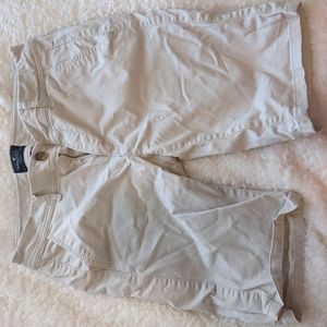 Khaki Khakis 5" Shorts Chinos Mid Rise